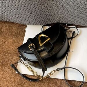 Elegant Black Crossbody Bag